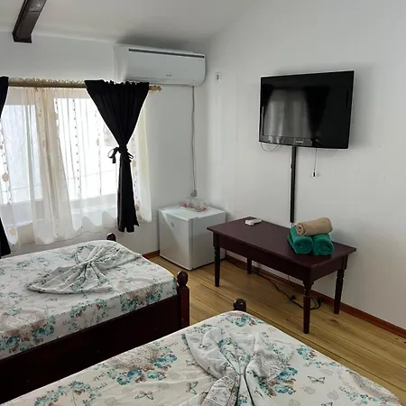 Casa Dyny Pensión
