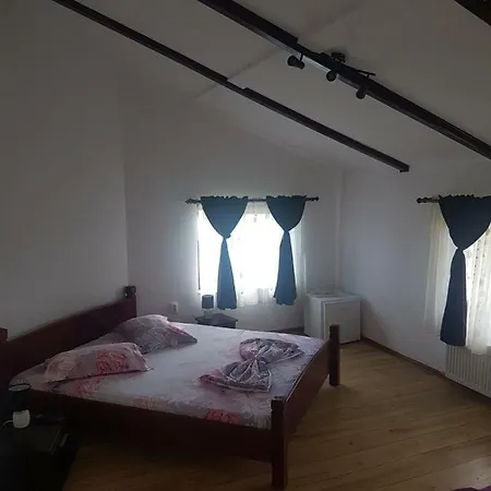 Pensión Casa Dyny